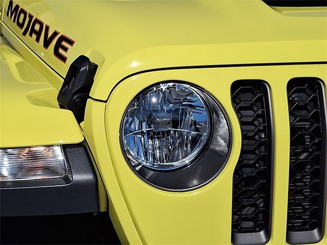 Used 2023 Jeep Gladiator Mojave w/ Cold Weather Group image 9
