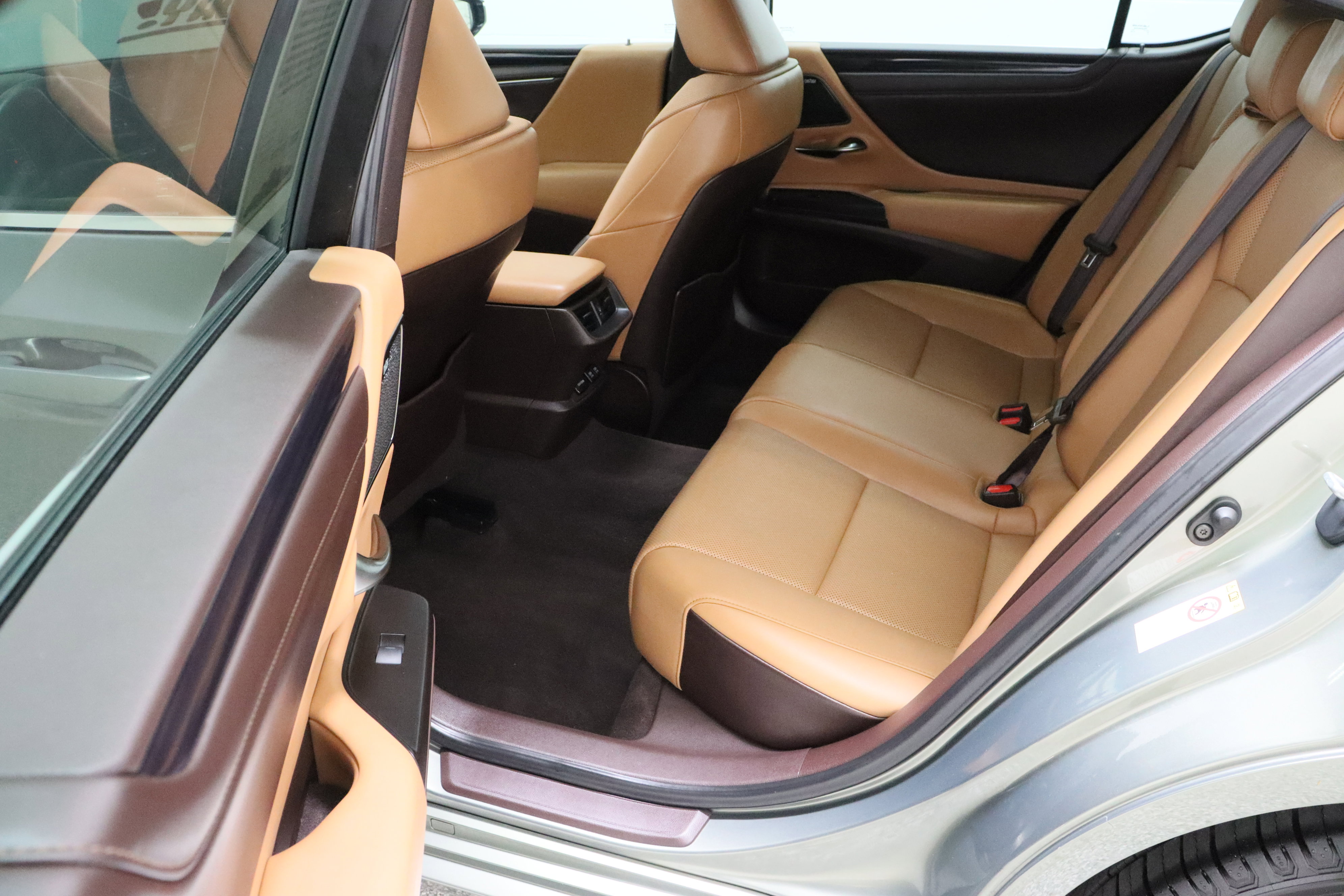 Used 2019 Lexus ES 350 w/ Premium Package FWD image 31