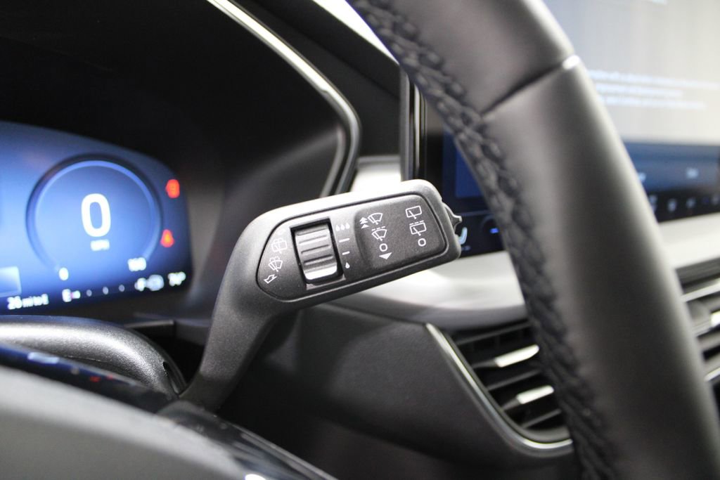 New 2025 Ford Escape SE w/ PHEV Premium Package image 41