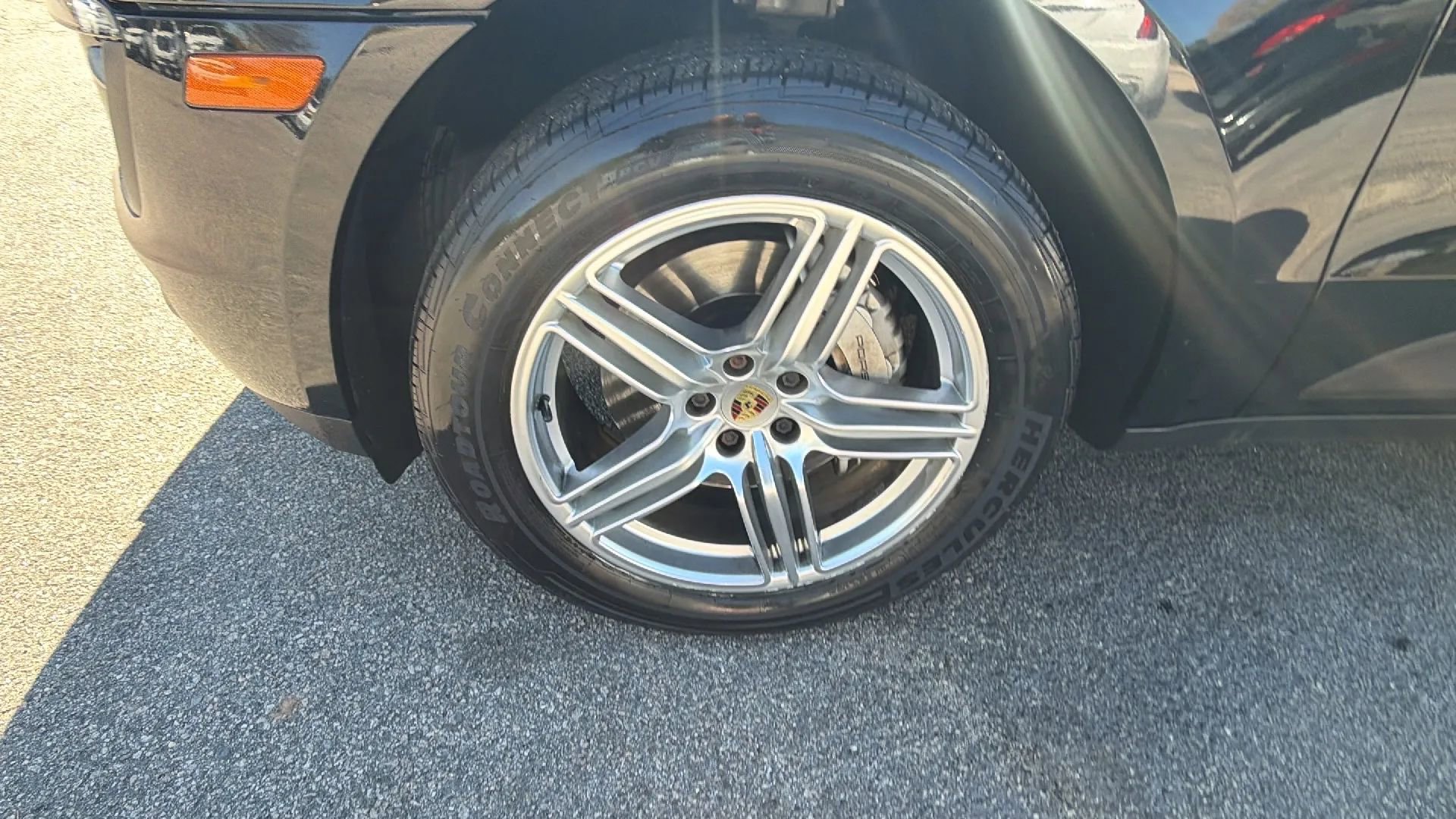 Used 2015 Porsche Macan S AWD/4WD image 10