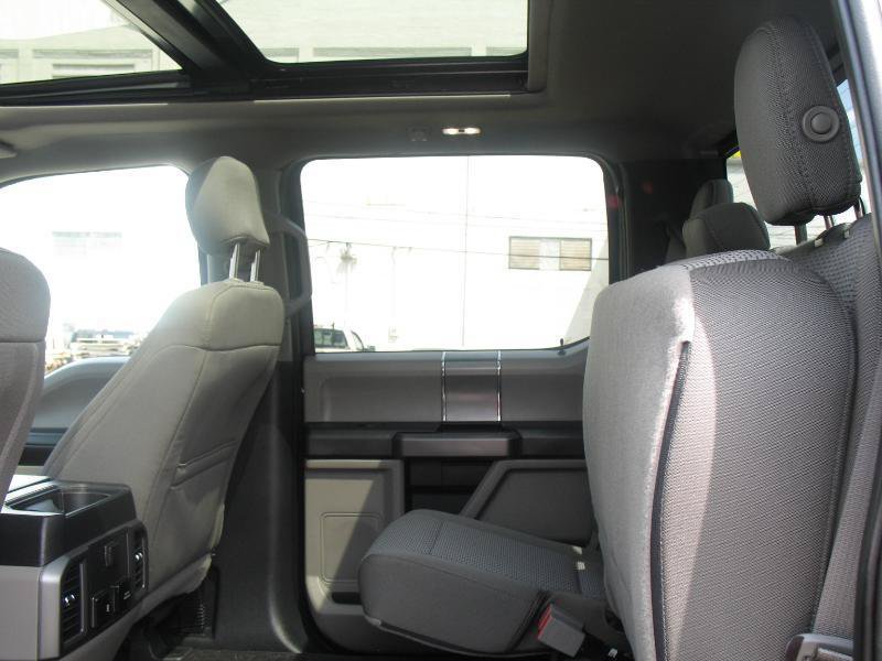 Used 2019 Ford F150 XLT w/ Equipment Group 302A Luxury AWD/4WD image 32