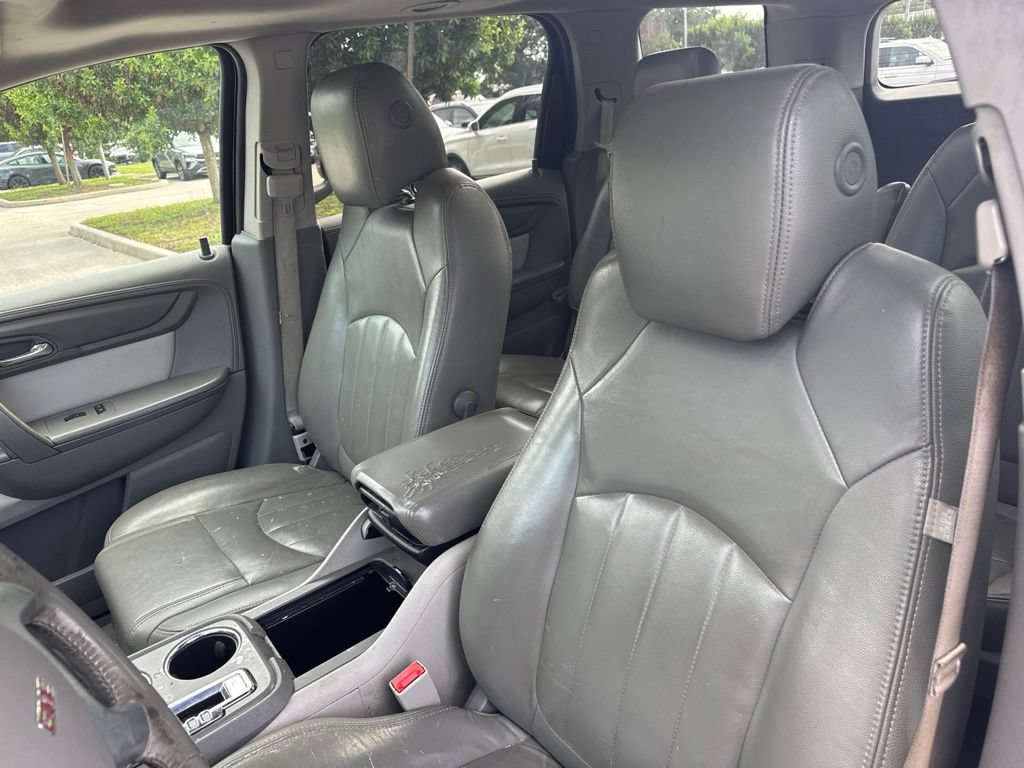 Used 2015 GMC Acadia SLE FWD image 10