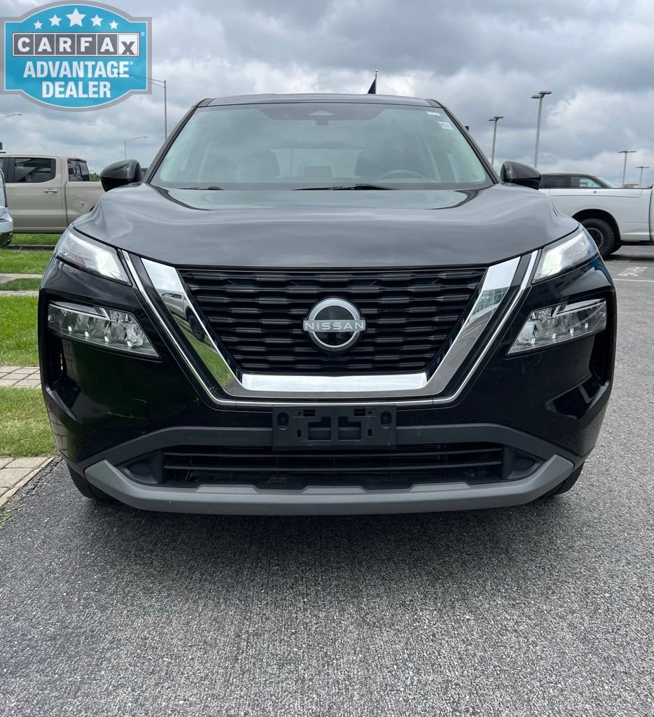 Used 2023 Nissan Rogue SV AWD/4WD image 3