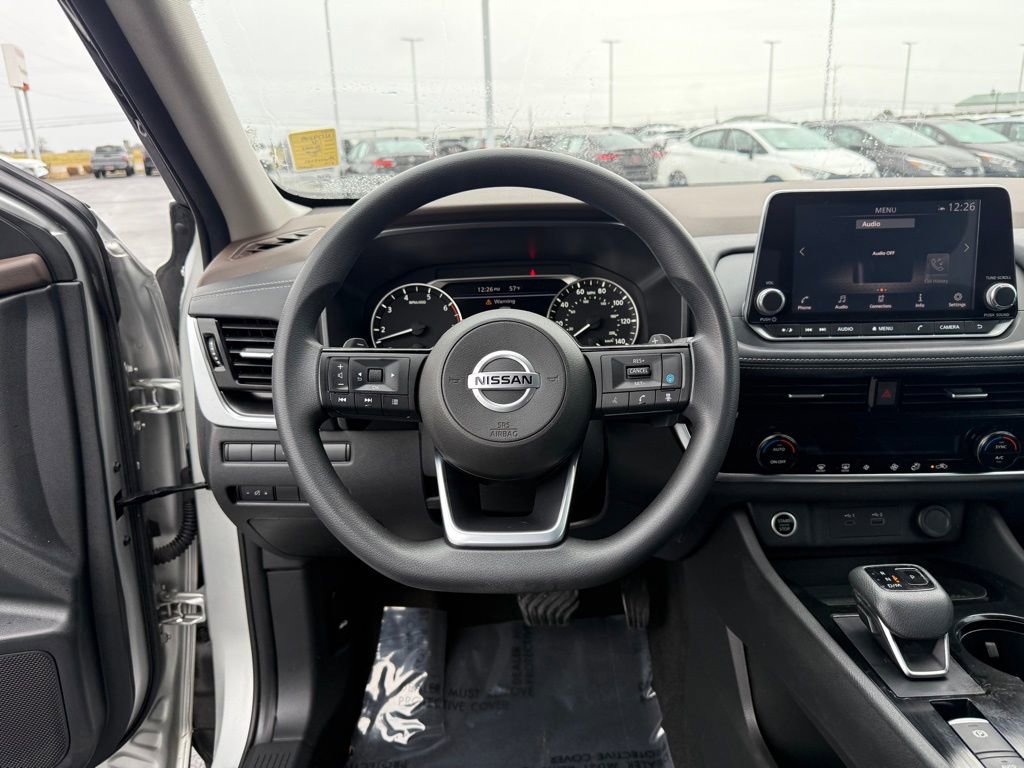 Used 2021 Nissan Rogue SV image 14
