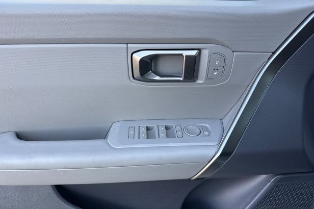 New 2027 Kia Seltos EX w/ EX Panoramic Sunroof Package FWD image 12