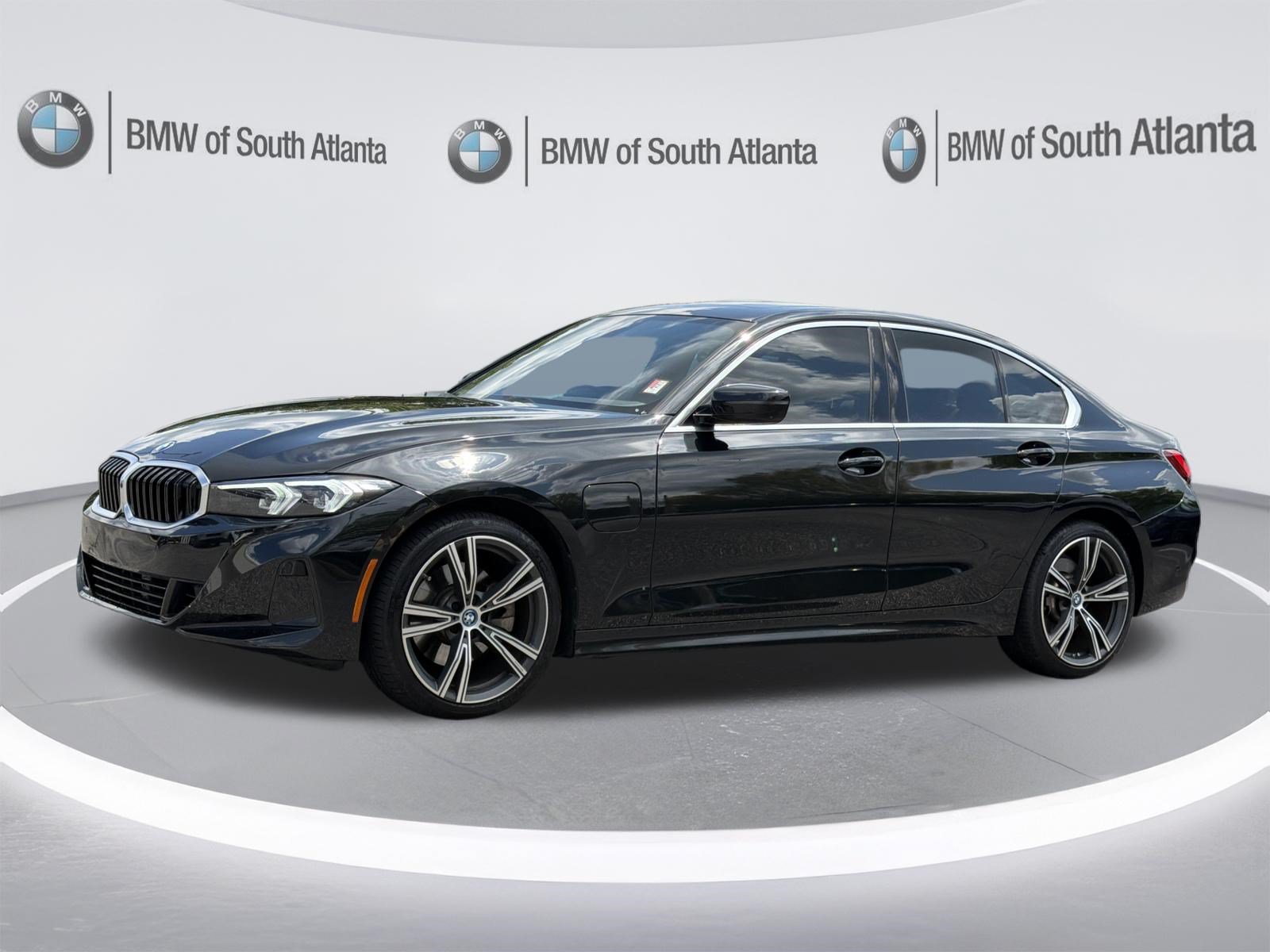 Certified 2024 BMW 330e w/ Premium Package RWD image 23
