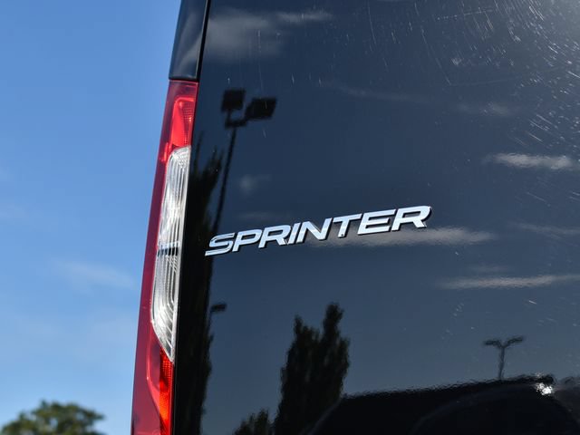 Used 2020 Mercedes-Benz Sprinter 2500 image 12
