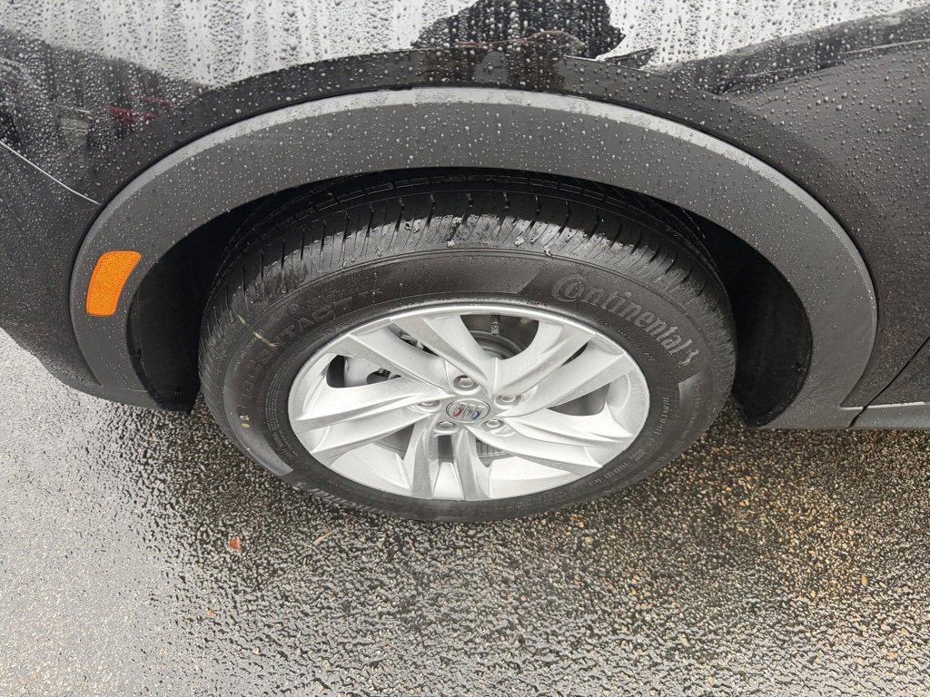 Used 2025 Buick Envista Preferred image 12