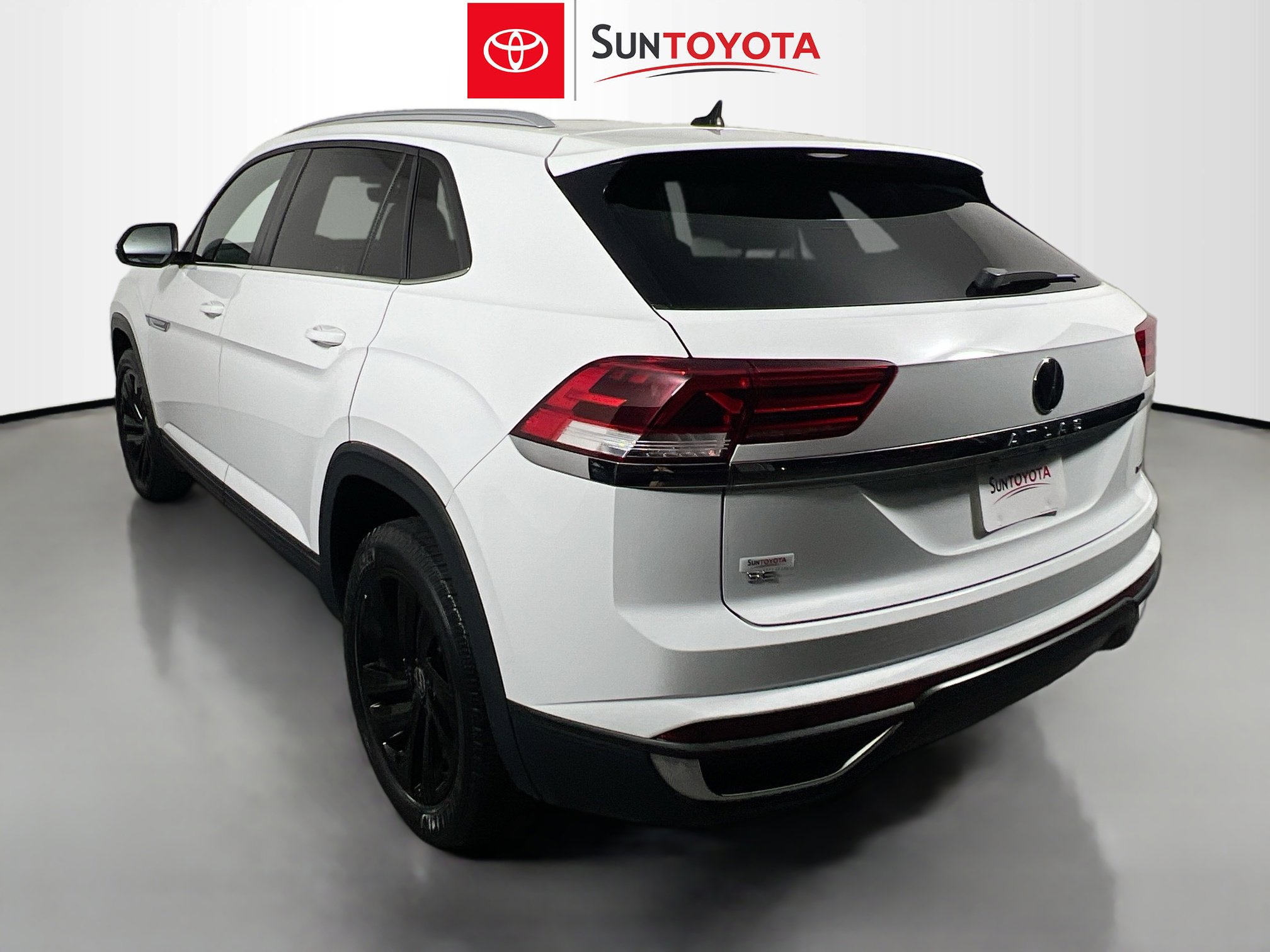 Used 2022 Volkswagen Atlas Cross Sport SE image 6