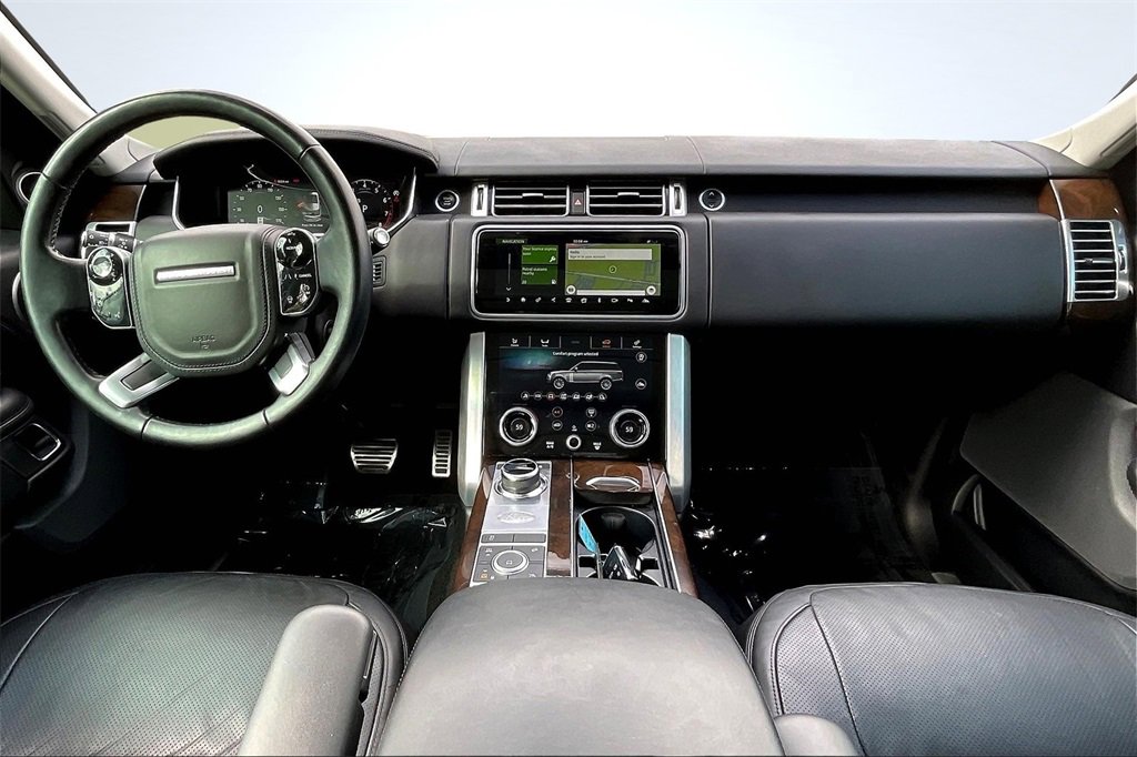 Used 2022 Land Rover Range Rover P525 Westminster Edition image 16