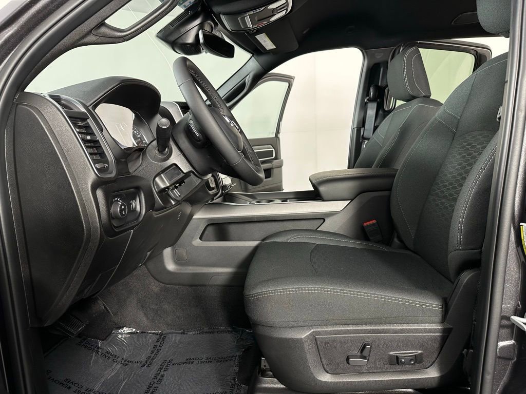 New 2025 RAM 2500 Big Horn image 8