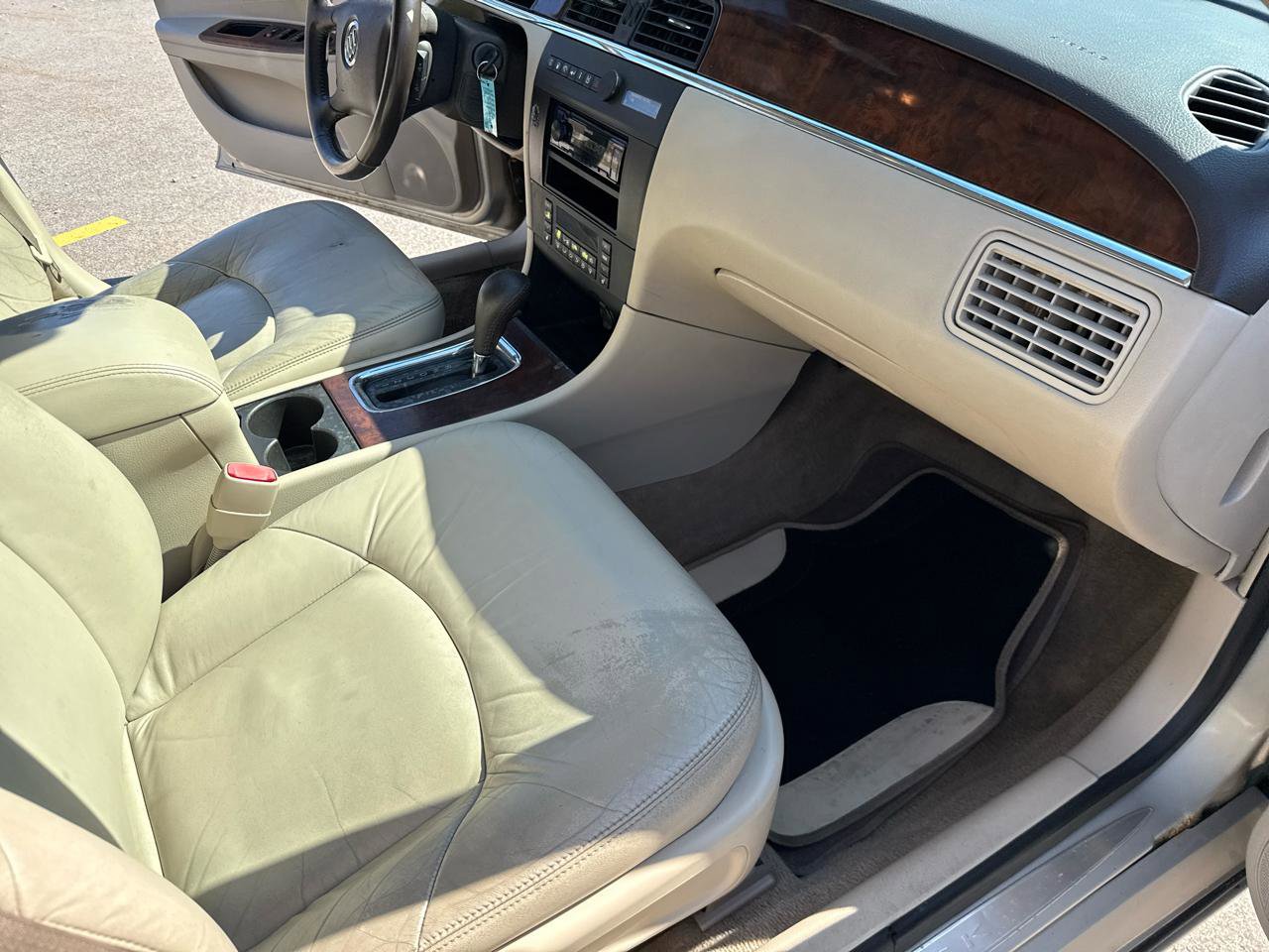 Used 2009 Buick LaCrosse CXL image 24