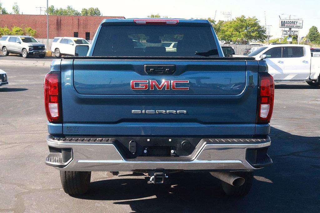 Used 2025 GMC Sierra 2500 Pro AWD/4WD image 6