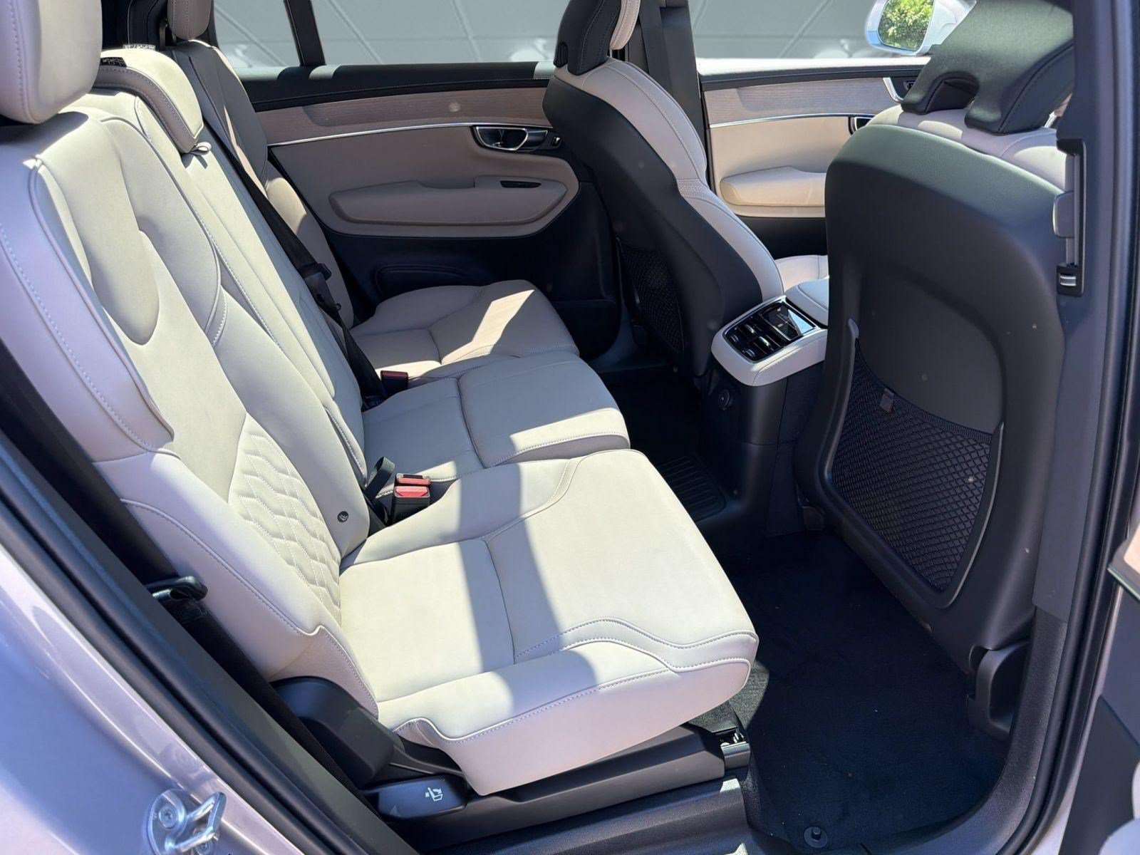 New 2026 Volvo XC90 T8 Plus w/ Protection Package Premier AWD/4WD image 30