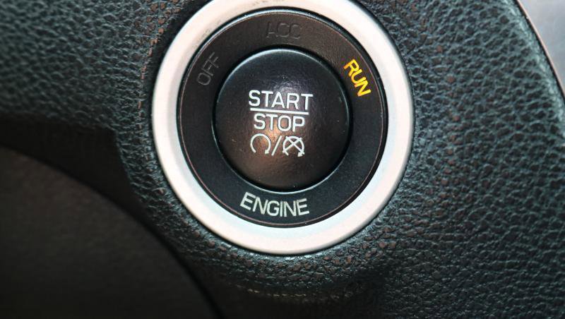 Used 2015 Chrysler 300 Limited RWD image 12
