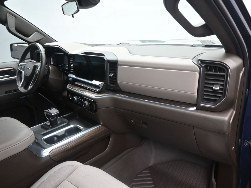 Used 2023 Chevrolet Silverado 1500 LT Trail Boss image 15