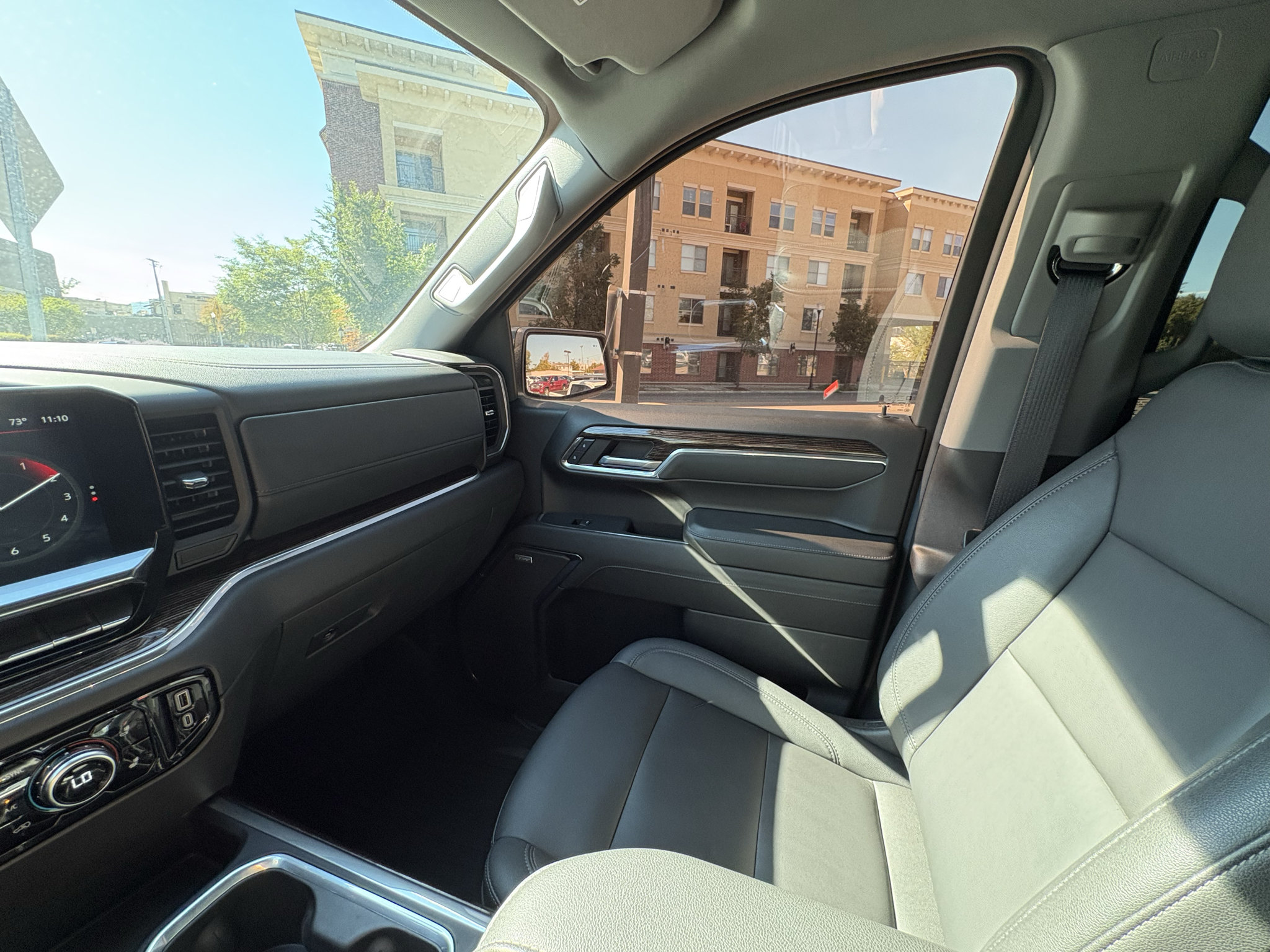 Used 2024 GMC Sierra 1500 Elevation w/ Elevation Premium Package AWD/4WD image 32