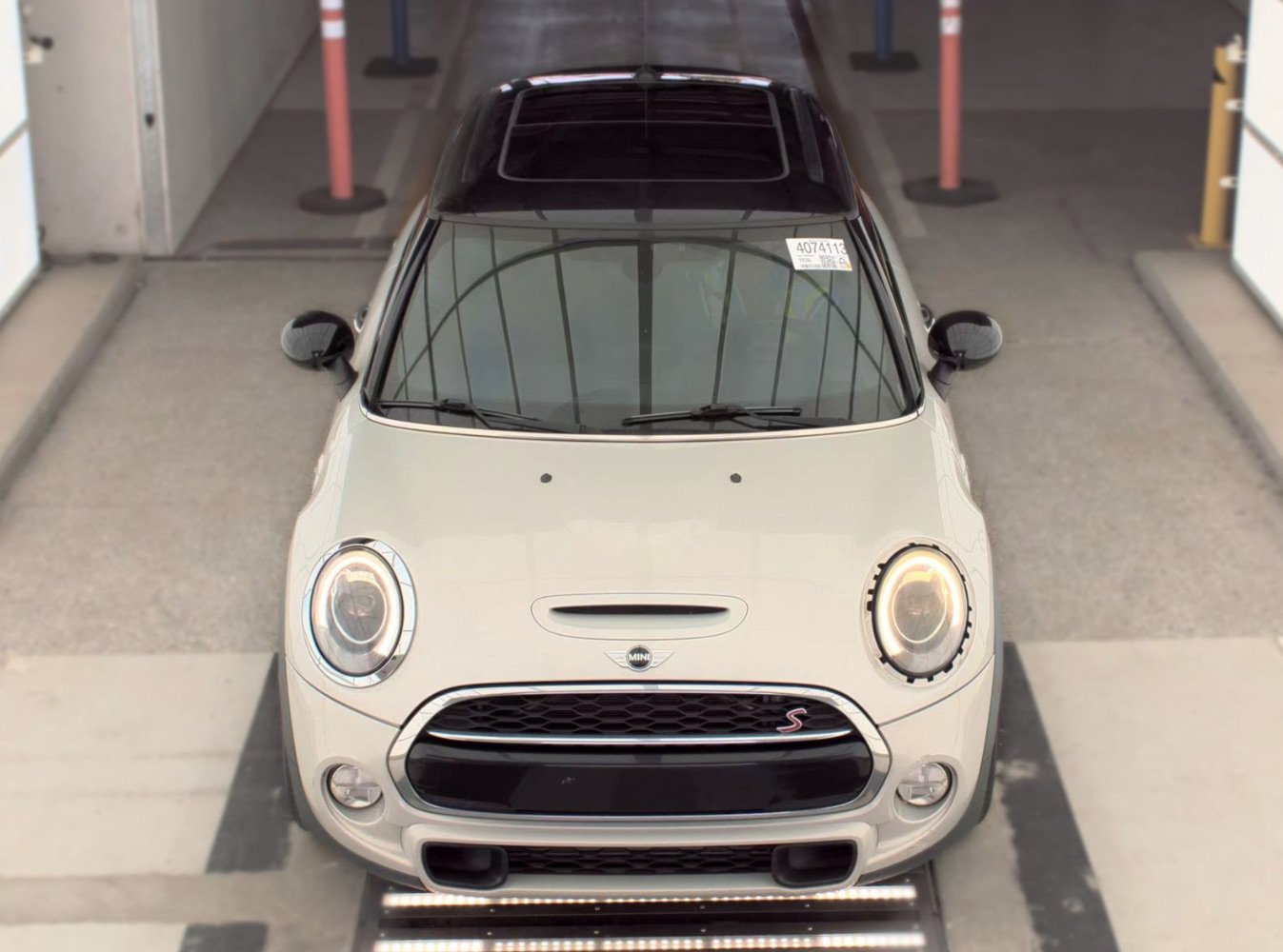 Used 2017 MINI Cooper S FWD image 2