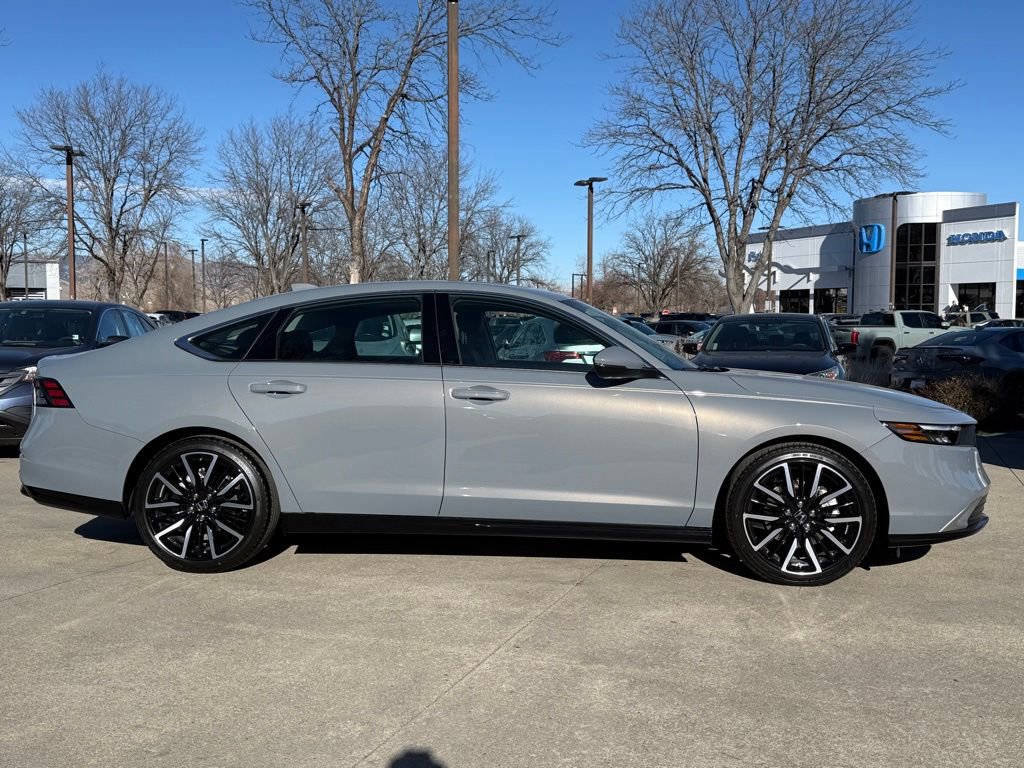 Certified 2025 Honda Accord Touring image 4