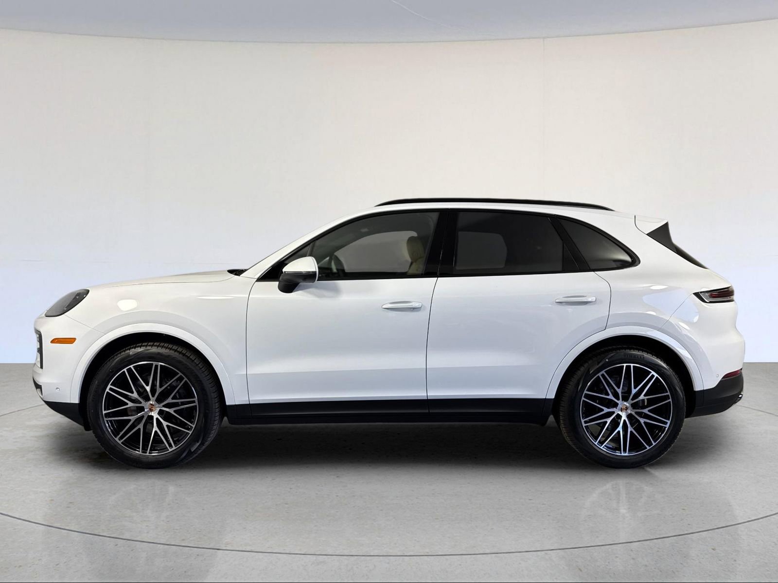 New 2026 Porsche Cayenne image 2