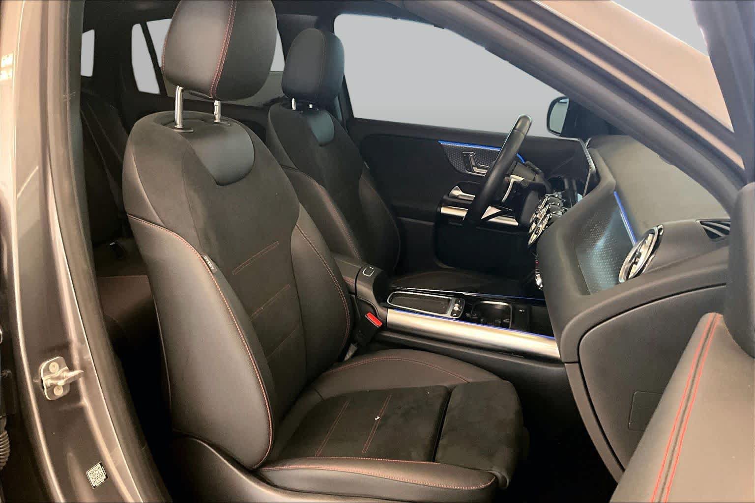 Used 2025 Mercedes-Benz GLA 250 image 8