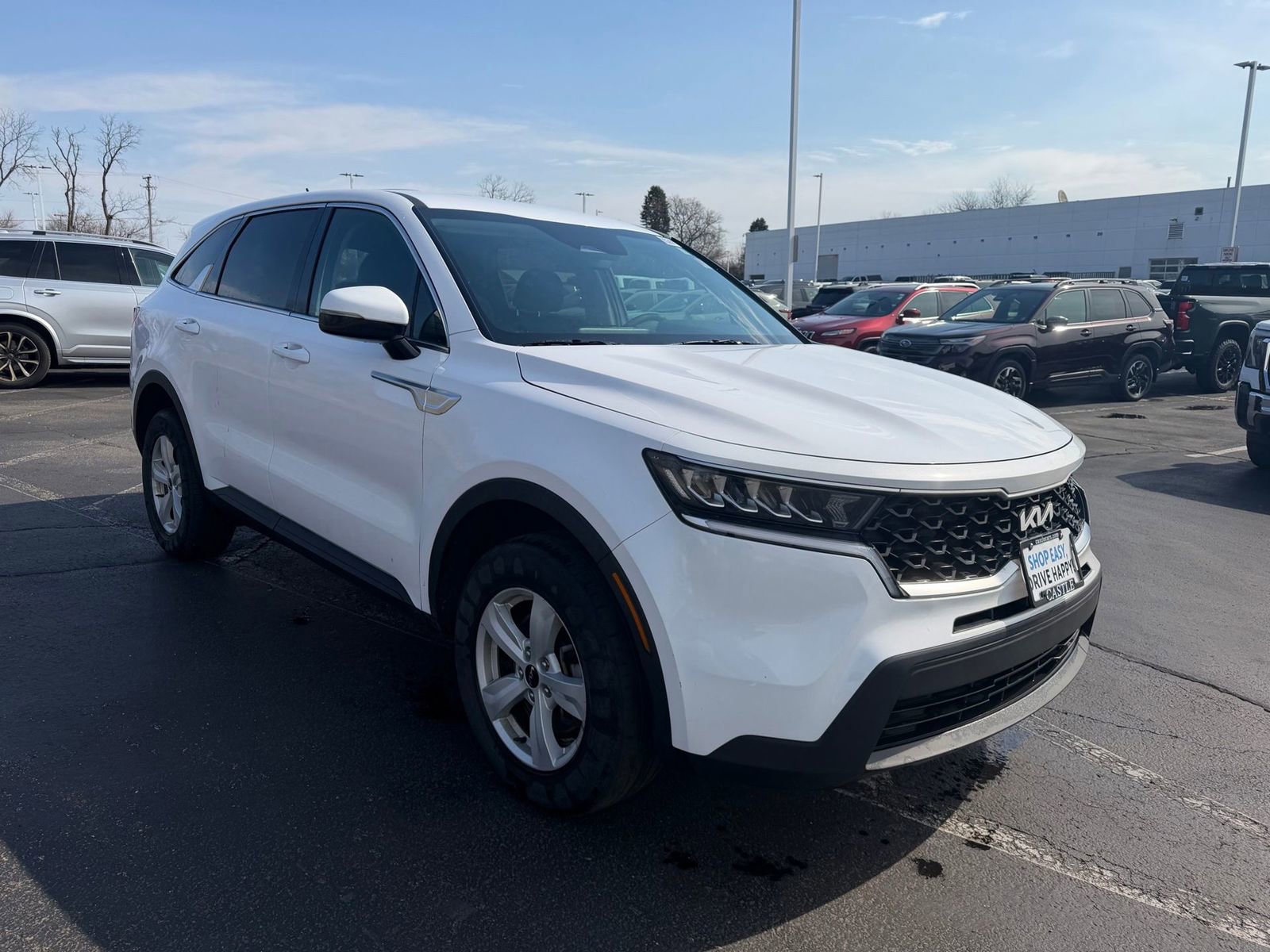 Used 2023 Kia Sorento LX image 5