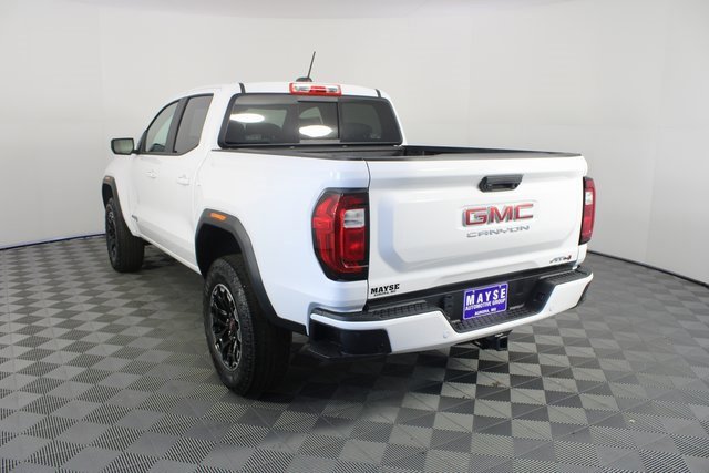 New 2026 GMC Canyon AT4 w/ Off-Road Front Bumper Package image 21