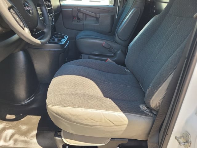 Used 2020 GMC Savana 2500 w/ Driver Convenience Package RWD image 18