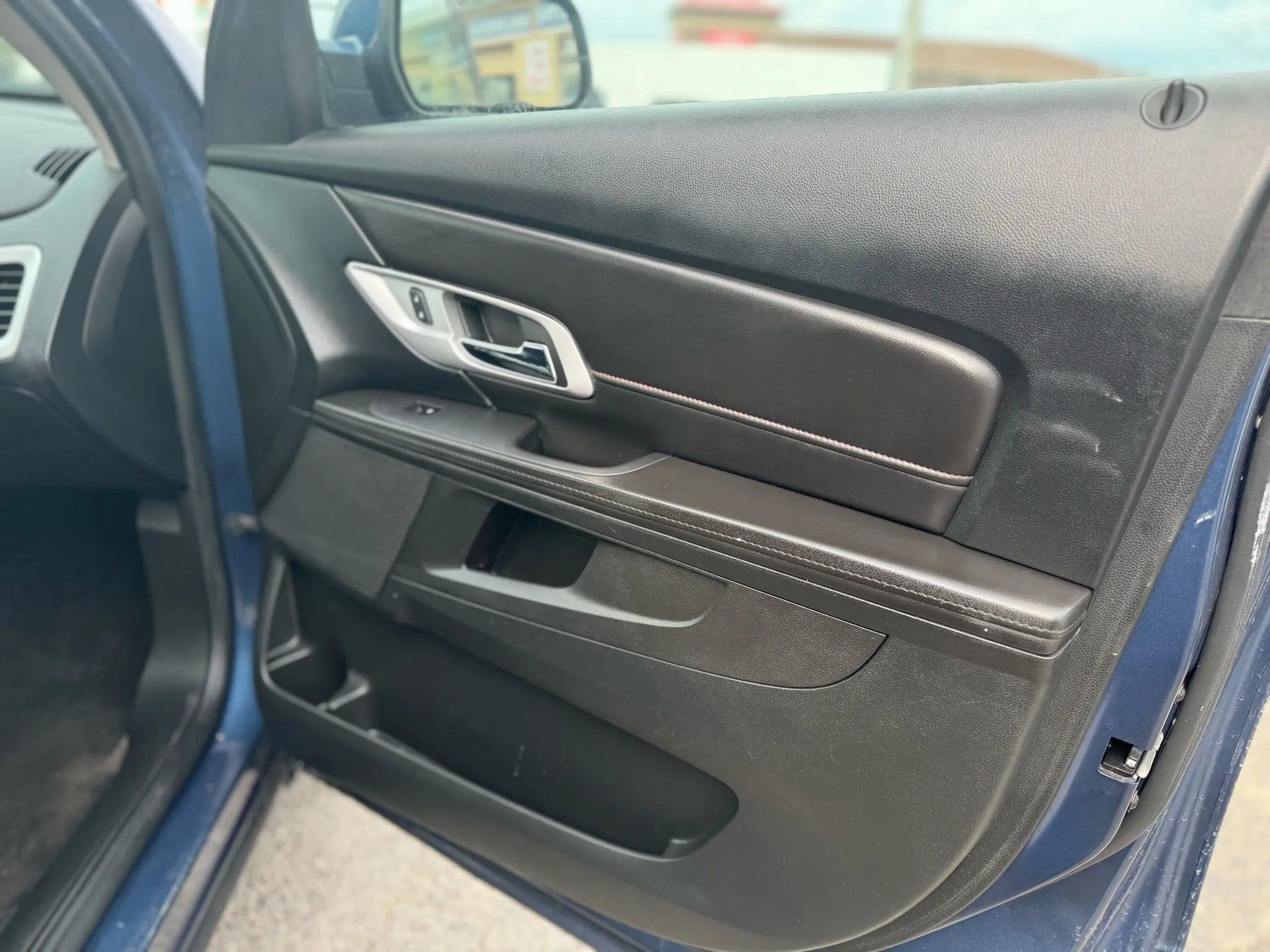 Used 2016 GMC Terrain SLE FWD image 26