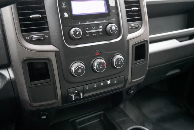 Used 2018 RAM 2500 Tradesman w/ Chrome Appearance Group image 29