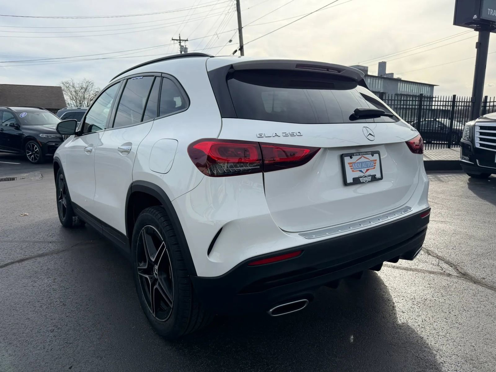 Used 2023 Mercedes-Benz GLA 250 4MATIC image 9