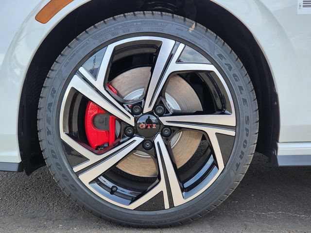 New 2026 Volkswagen Golf SE FWD image 13