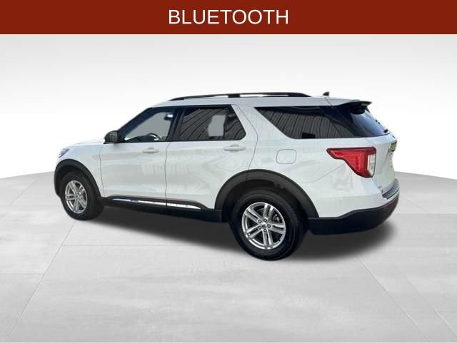 Used 2022 Ford Explorer XLT AWD/4WD image 4