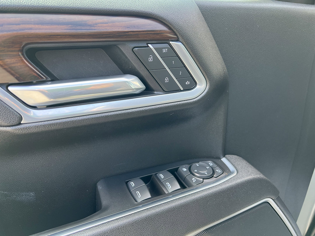 Used 2025 GMC Sierra 1500 SLT image 16
