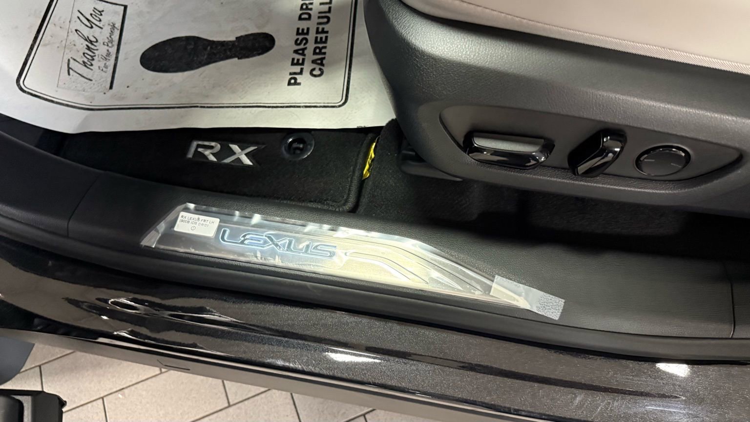 Used 2026 Lexus RX 350 Premium w/ Convenience Package image 37