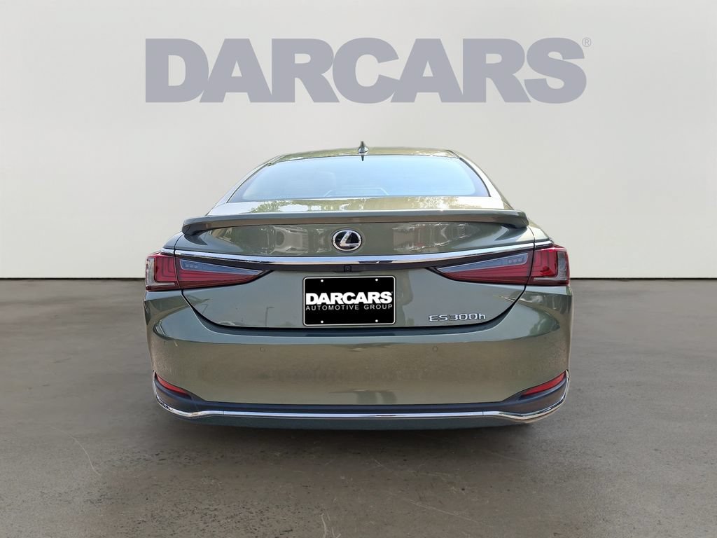 Used 2025 Lexus ES 300h w/ Premium Package FWD image 5