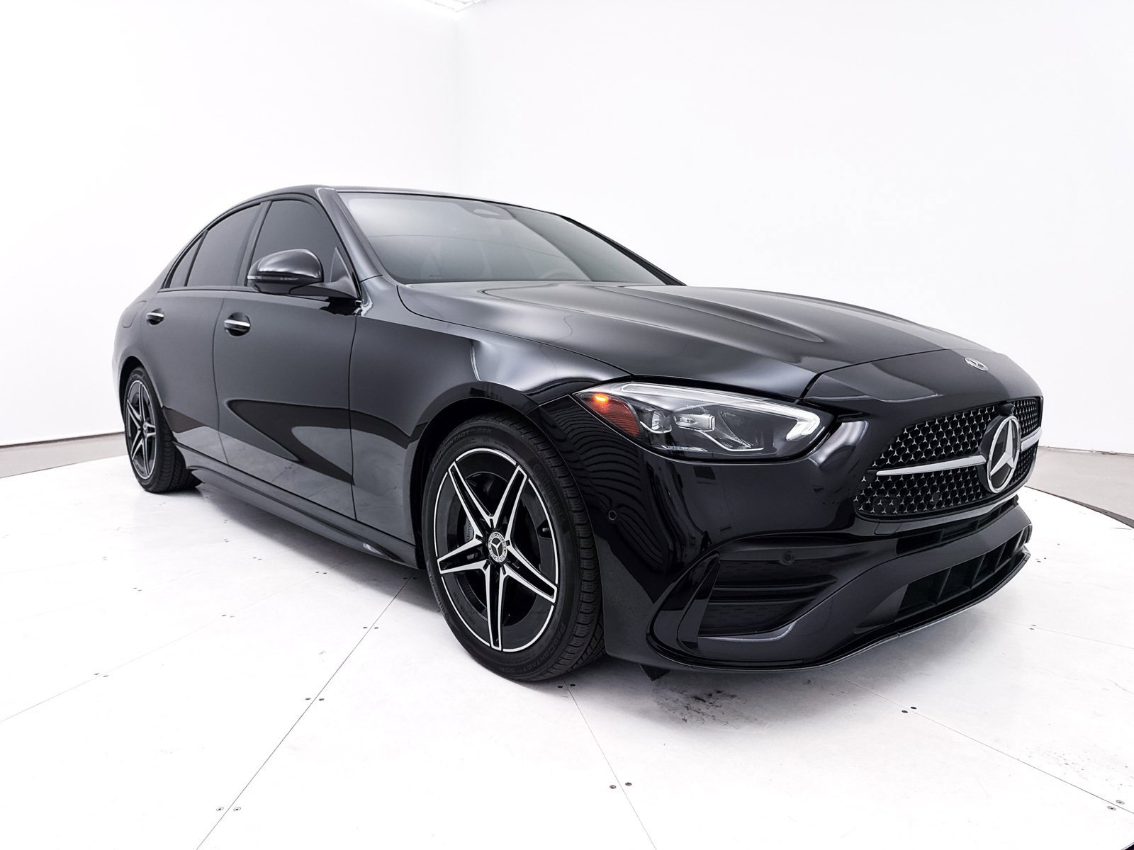 Used 2024 Mercedes-Benz C 300 4MATIC Sedan w/ AMG Line w/ Night Package image 13