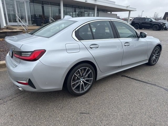 Used 2019 BMW 330i xDrive Sedan w/ Premium Package AWD/4WD image 4