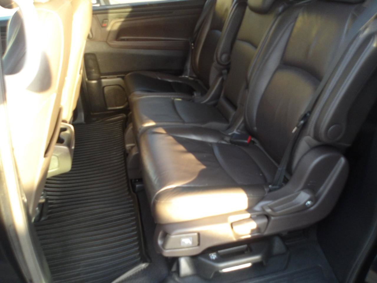 Used 2018 Honda Odyssey EX-L image 15