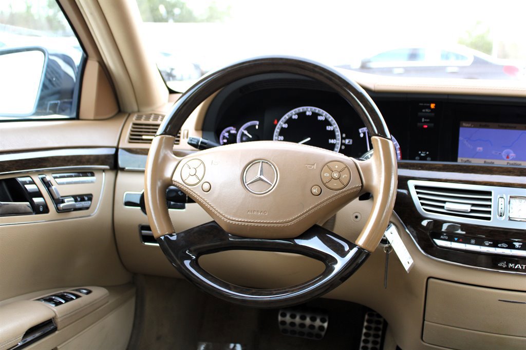 Used 2012 Mercedes-Benz S 350 BlueTEC 4MATIC image 17