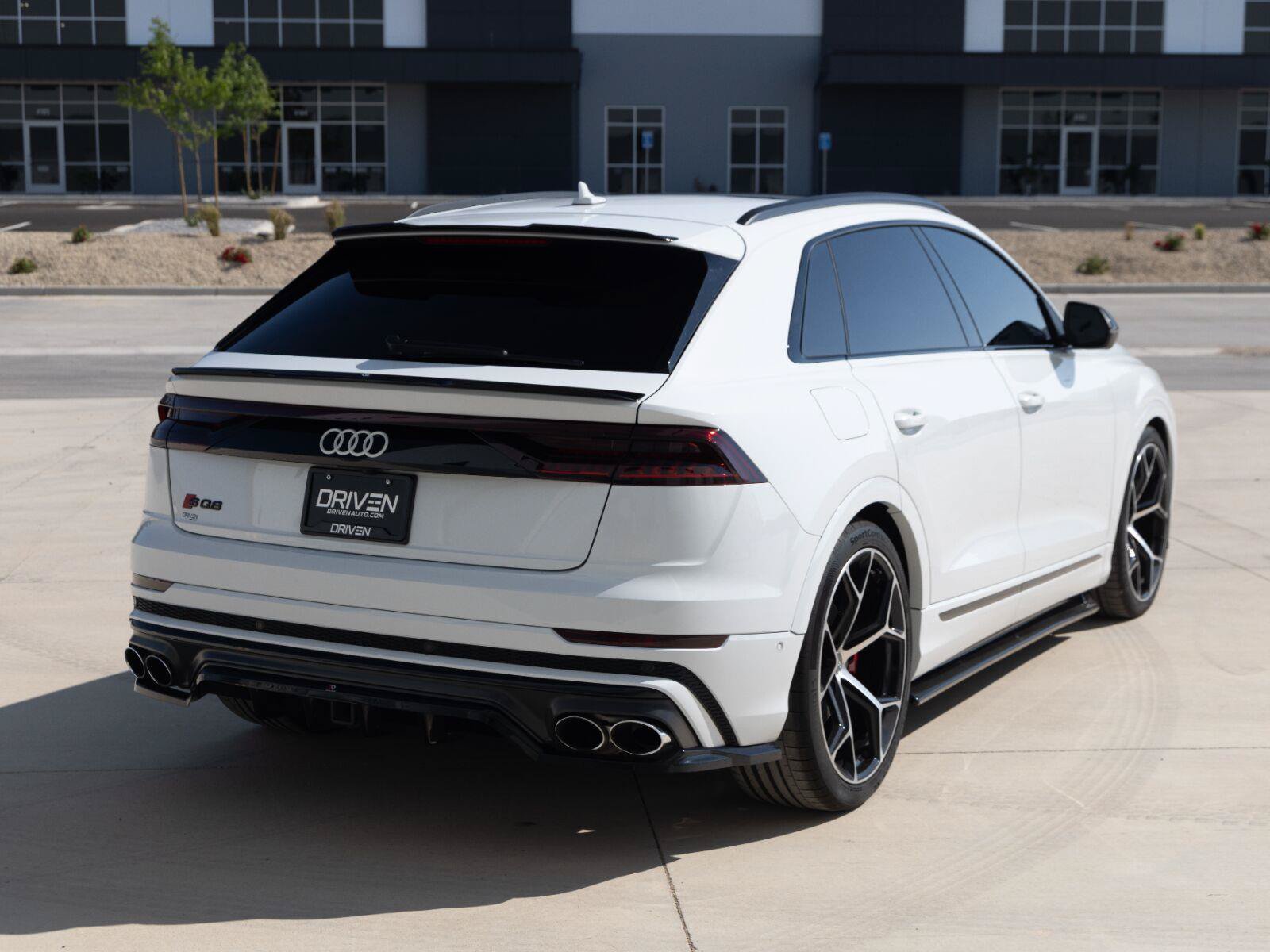 Used 2023 Audi SQ8 Premium Plus AWD/4WD image 9