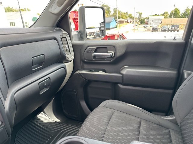 Used 2024 Chevrolet Silverado 2500 Custom w/ Z71 Off-Road Package image 36