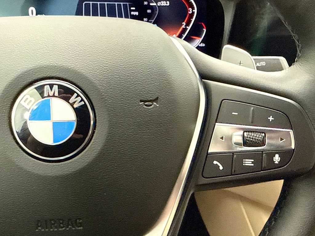 Used 2022 BMW 330i Sedan w/ Premium Package 2 RWD image 12