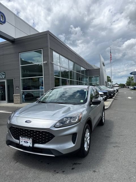 Certified 2022 Ford Escape SE w/ Cold Weather Package AWD/4WD 360° Tour