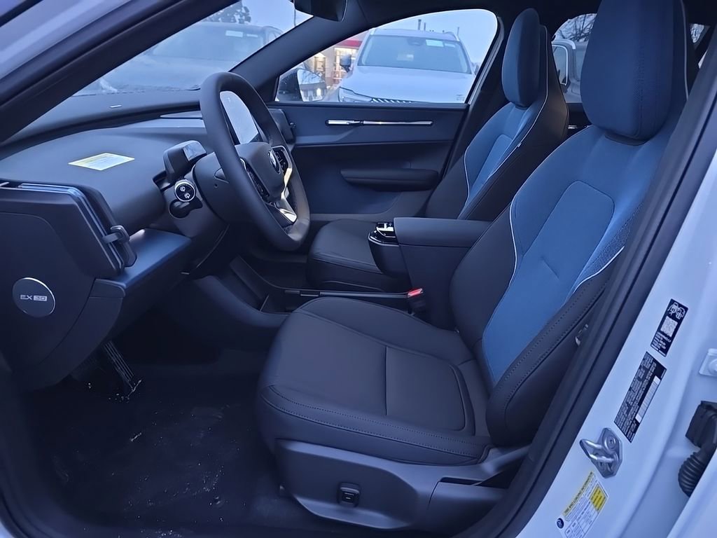 New 2026 Volvo EX30 Plus w/ Climate Package AWD/4WD image 7