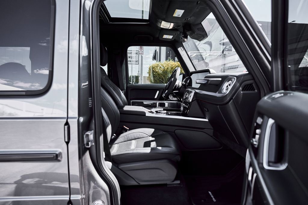 Used 2022 Mercedes-Benz G 63 AMG 4MATIC w/ Seat Comfort Package image 23