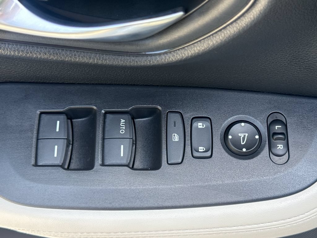 Certified 2024 Honda HR-V LX image 15