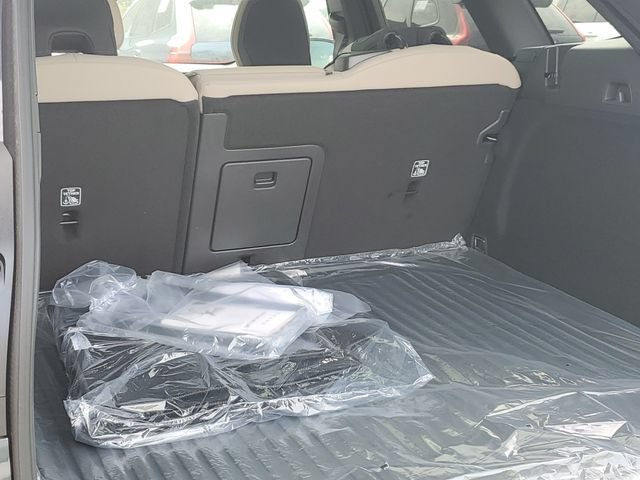 New 2026 Volvo XC60 B5 Plus w/ Protection Package Premier AWD/4WD image 33