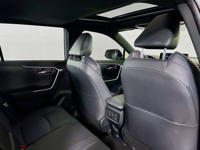 Used 2025 Toyota RAV4 XSE image 9