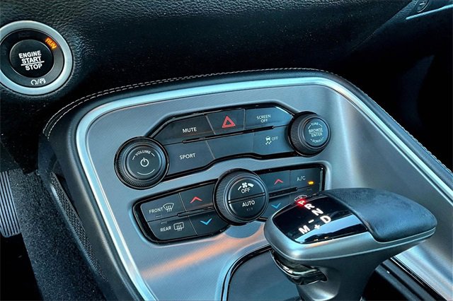 Used 2020 Dodge Challenger SXT image 22